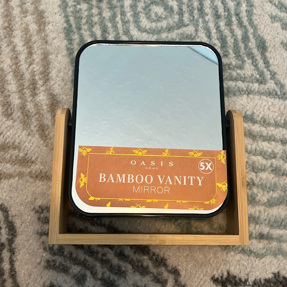 Small bamboo mirror